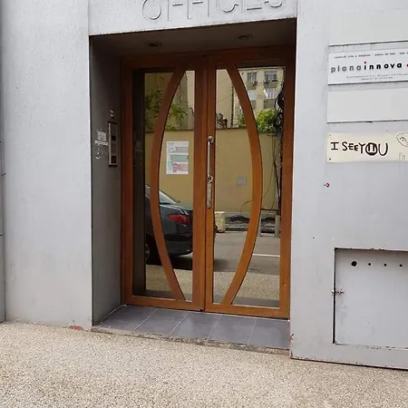 דירות בוקרשט Cloud 9 House מראה חיצוני תמונה