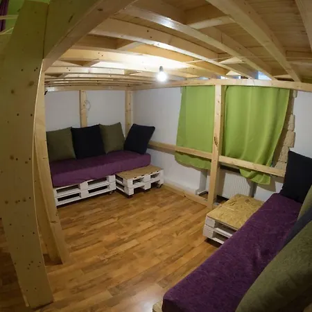דירות בוקרשט Cloud 9 House מראה חיצוני תמונה