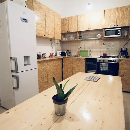 דירות בוקרשט Cloud 9 House מראה חיצוני תמונה